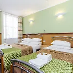 Gower Hotel