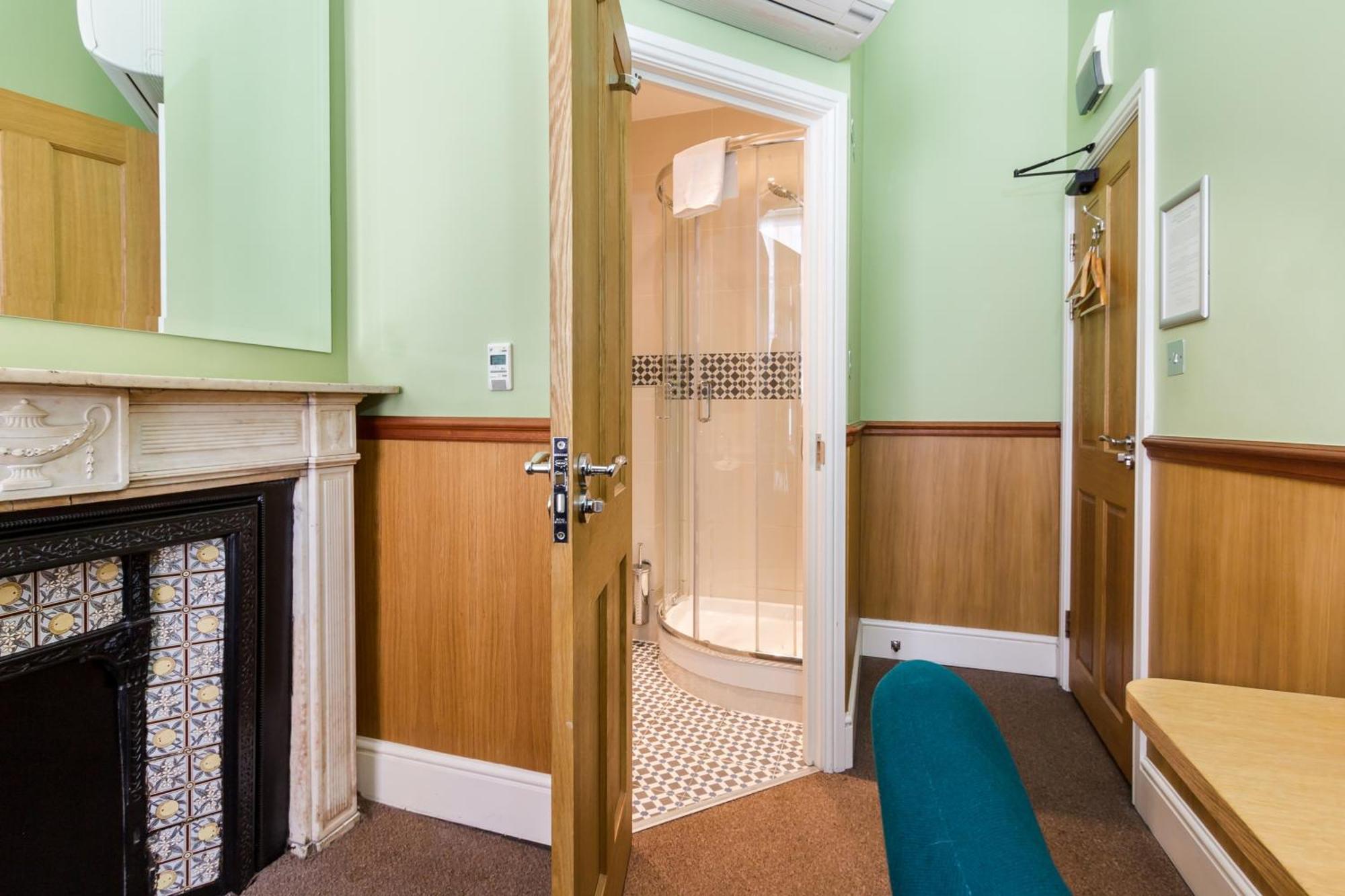 Hotel Gower