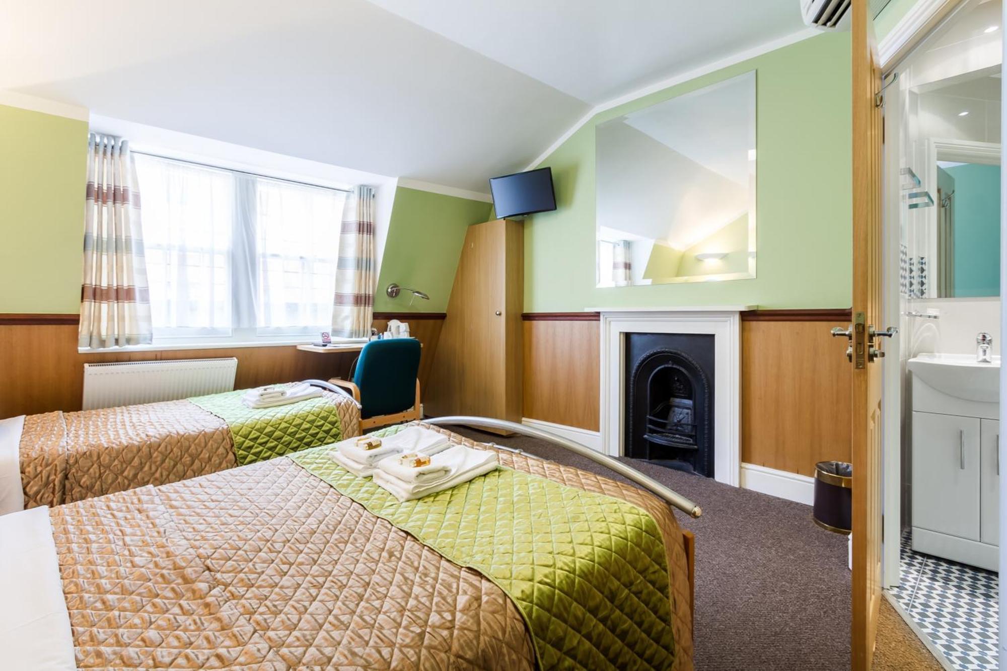Hotel Gower 3*